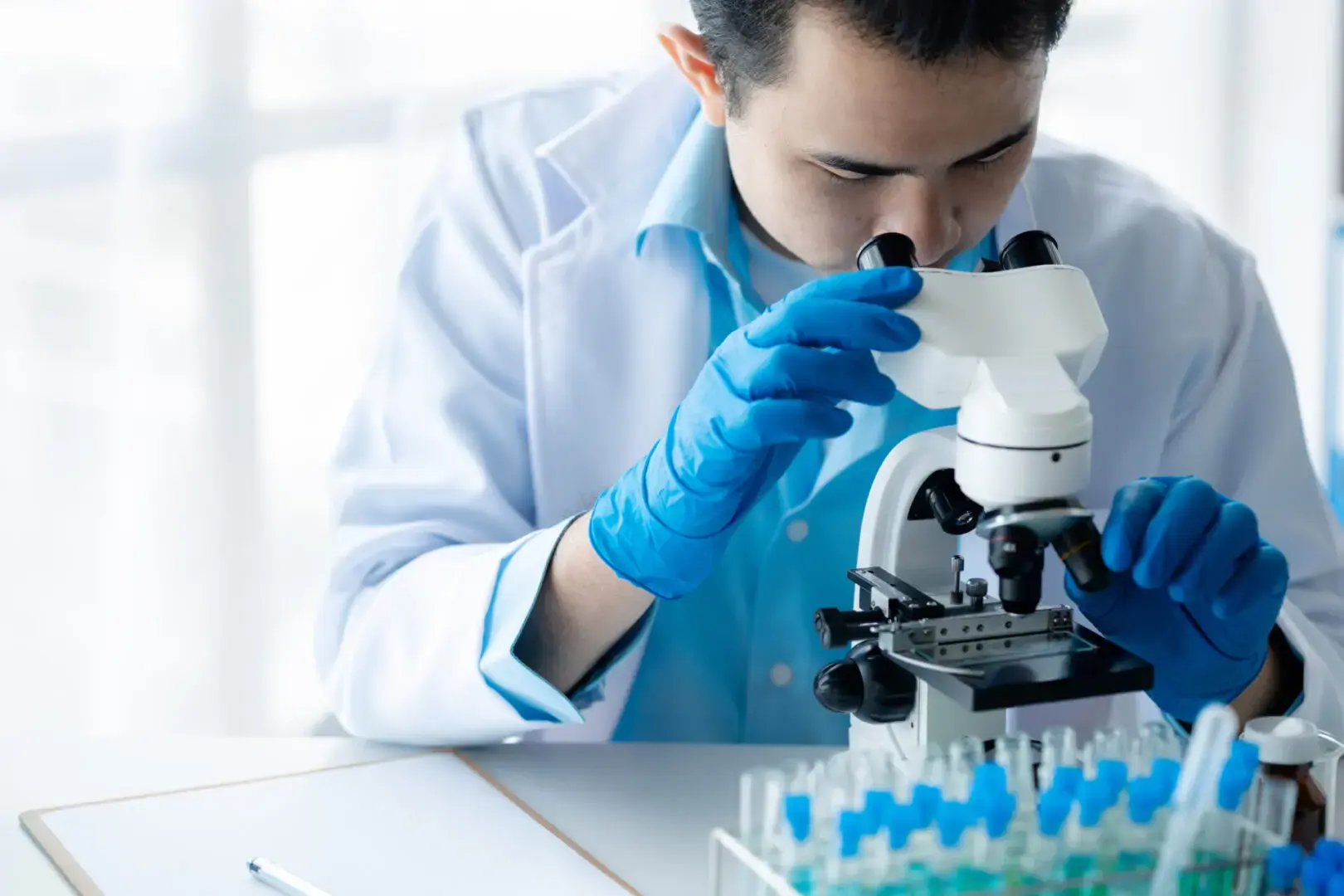 Single-Cell Sequencing: Unlocking the Secrets of Cellular Heterogeneity in Biomedical Research image